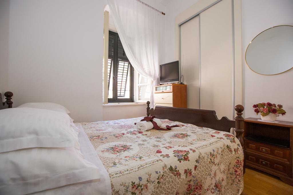 Old Town Heart Apartment Dubrovnik Ngoại thất bức ảnh